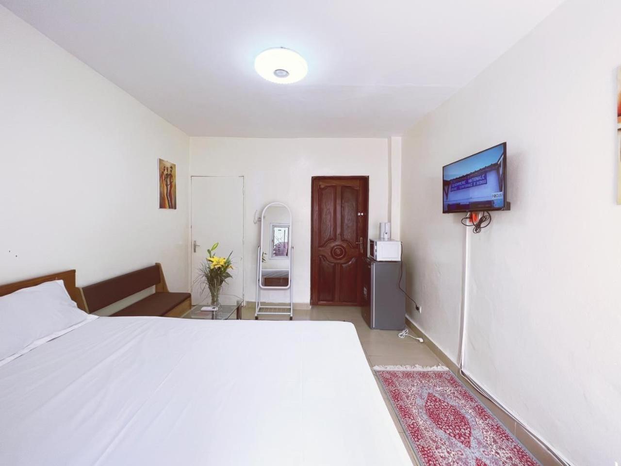 Residence Kane Diallo- Appartements Elegants Et Centraux A Ντακάρ Εξωτερικό φωτογραφία
