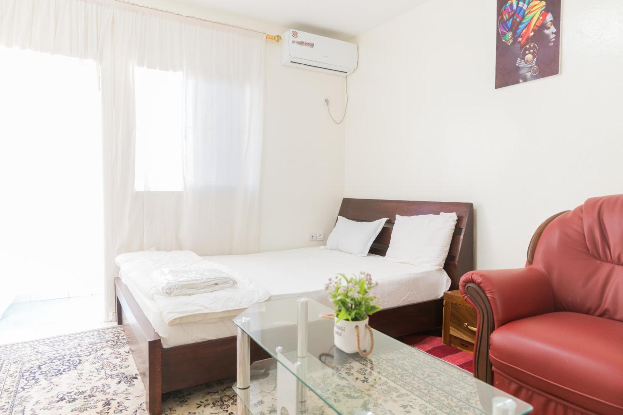 Residence Kane Diallo- Appartements Elegants Et Centraux A Ντακάρ Εξωτερικό φωτογραφία